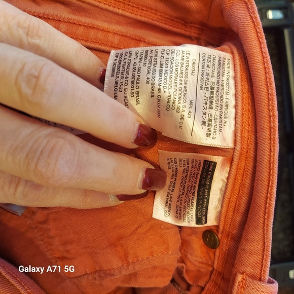 Levi's Coral Pink Skinny Jeans Size 2 or 30x32 - Picture 5 of 10